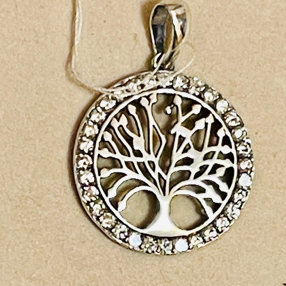 Sterling Silver 925 Tree of Life Pendant Necklace with cubic zirconia - Picture 2 of 10